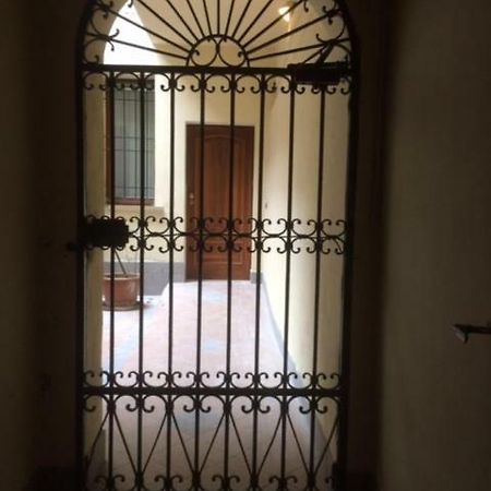 Suite Del Borgo - Affittacamere - Guest House Bologna Kültér fotó