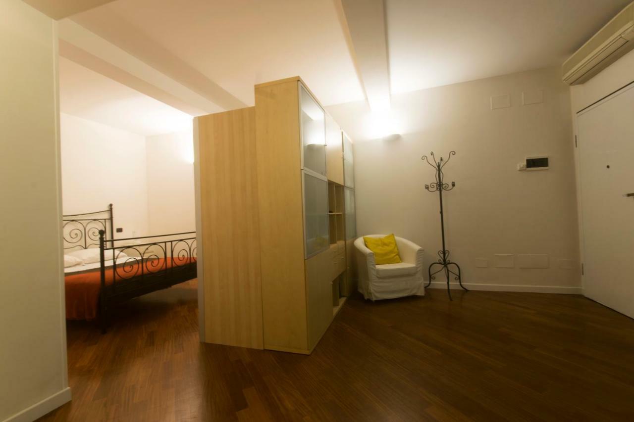 Suite Del Borgo - Affittacamere - Guest House Bologna Kültér fotó