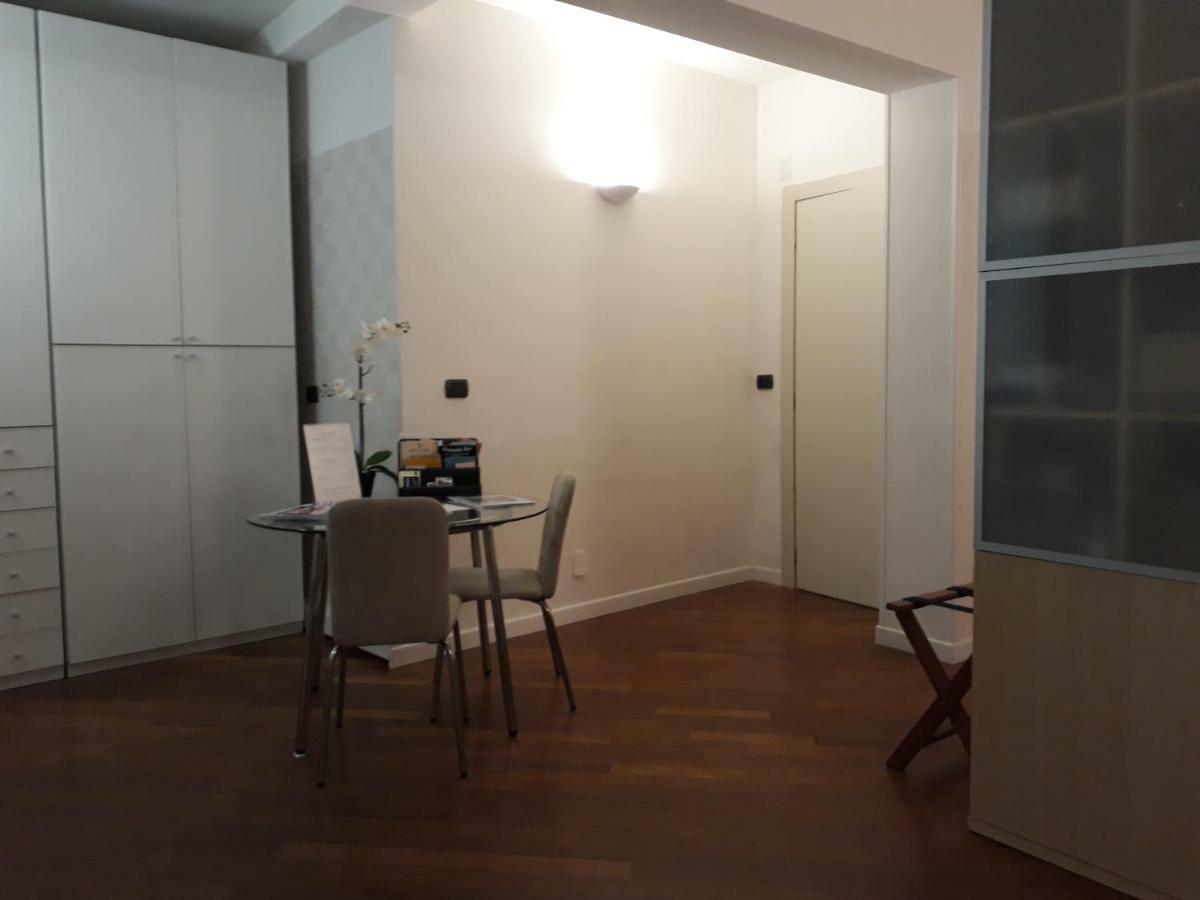 Suite Del Borgo - Affittacamere - Guest House Bologna Kültér fotó